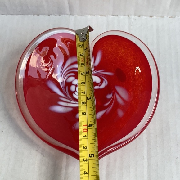 Glass Eye USA red heart shaped art glass candy dish Valentine's Day - Picture 9 of 10